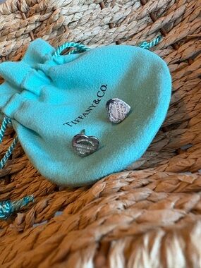 Tiffany & Co. Silver Heart Stud Earrings with Signature Blue Pouch
